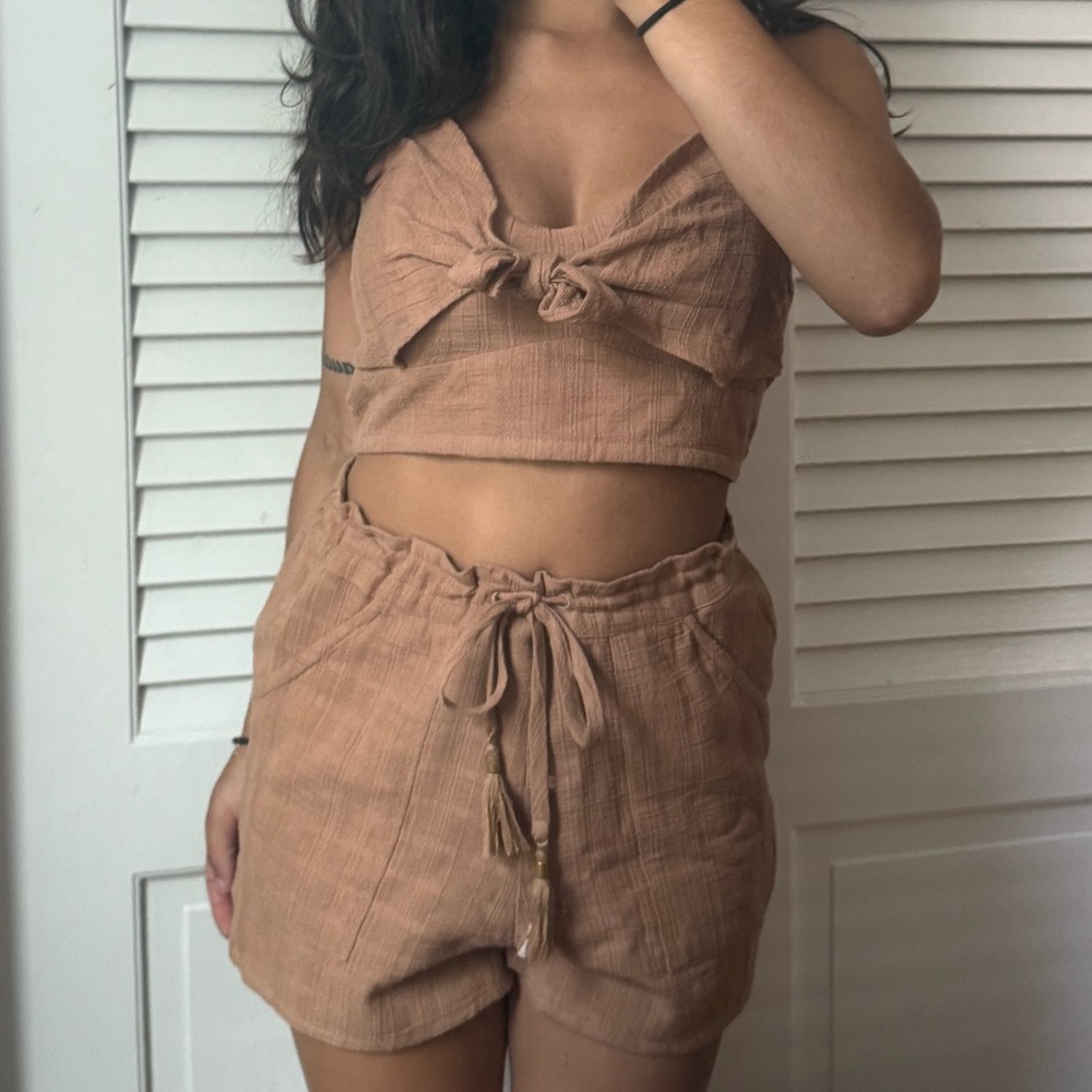 L*Space Tan Linen Set